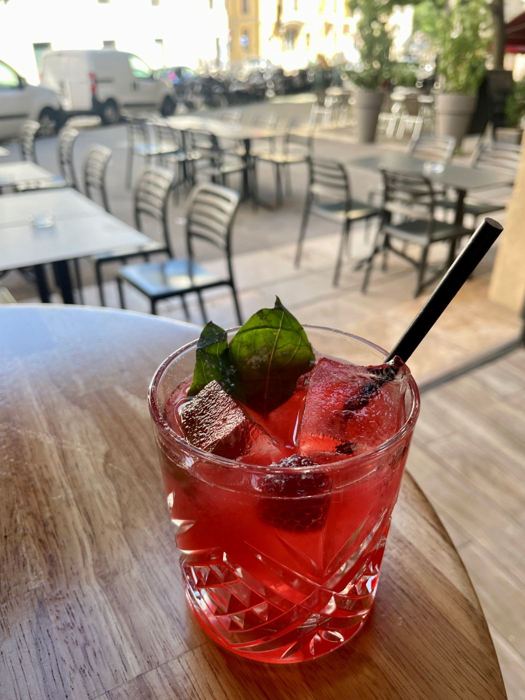 Cocktail fraise basilic